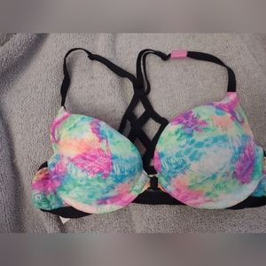 Victoria's Secret Pink front closure Bra